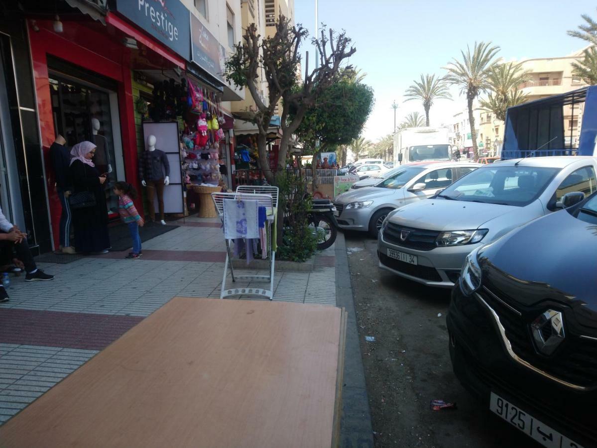 Appartement Seulement Pour Famille 10 Minutes De La Plage Parking Gratuit Agadir Exterior photo